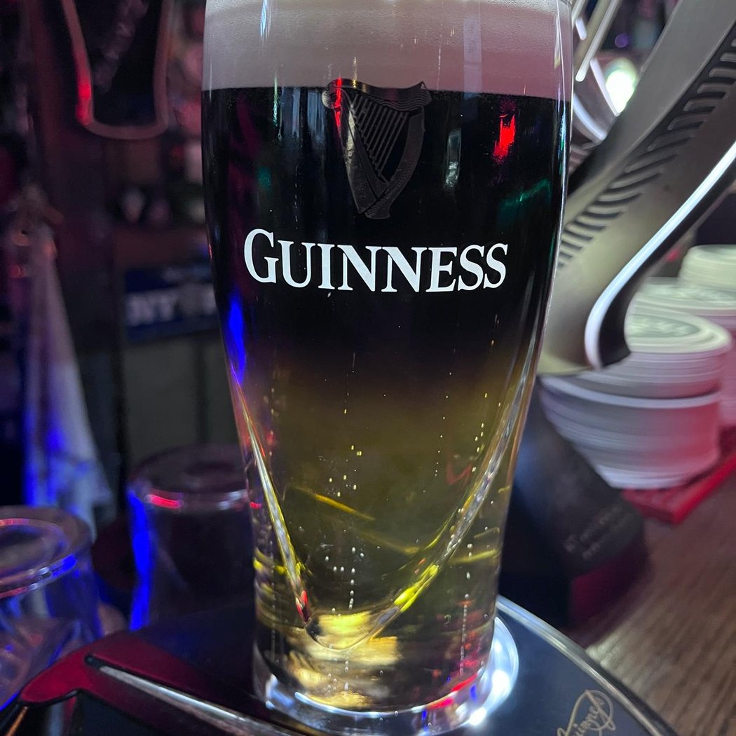 Ha'Penny Bridge Pub 1